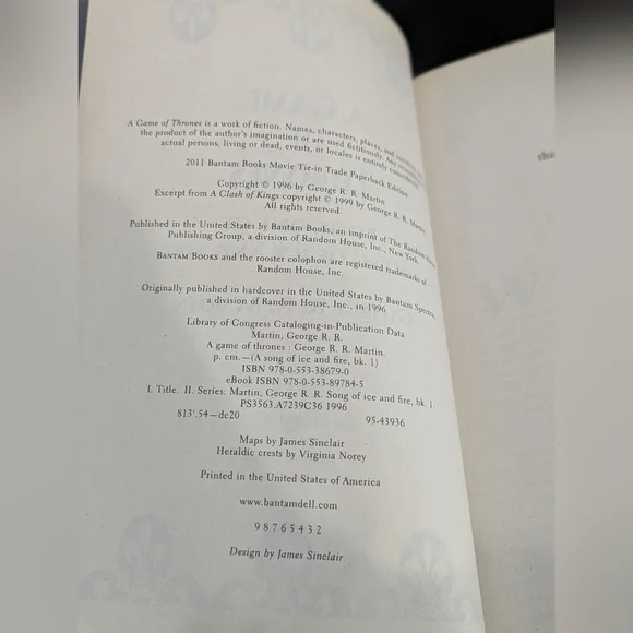 4/$10 📚 Game Of Thrones By George R R Martin - Picture 12 of 13